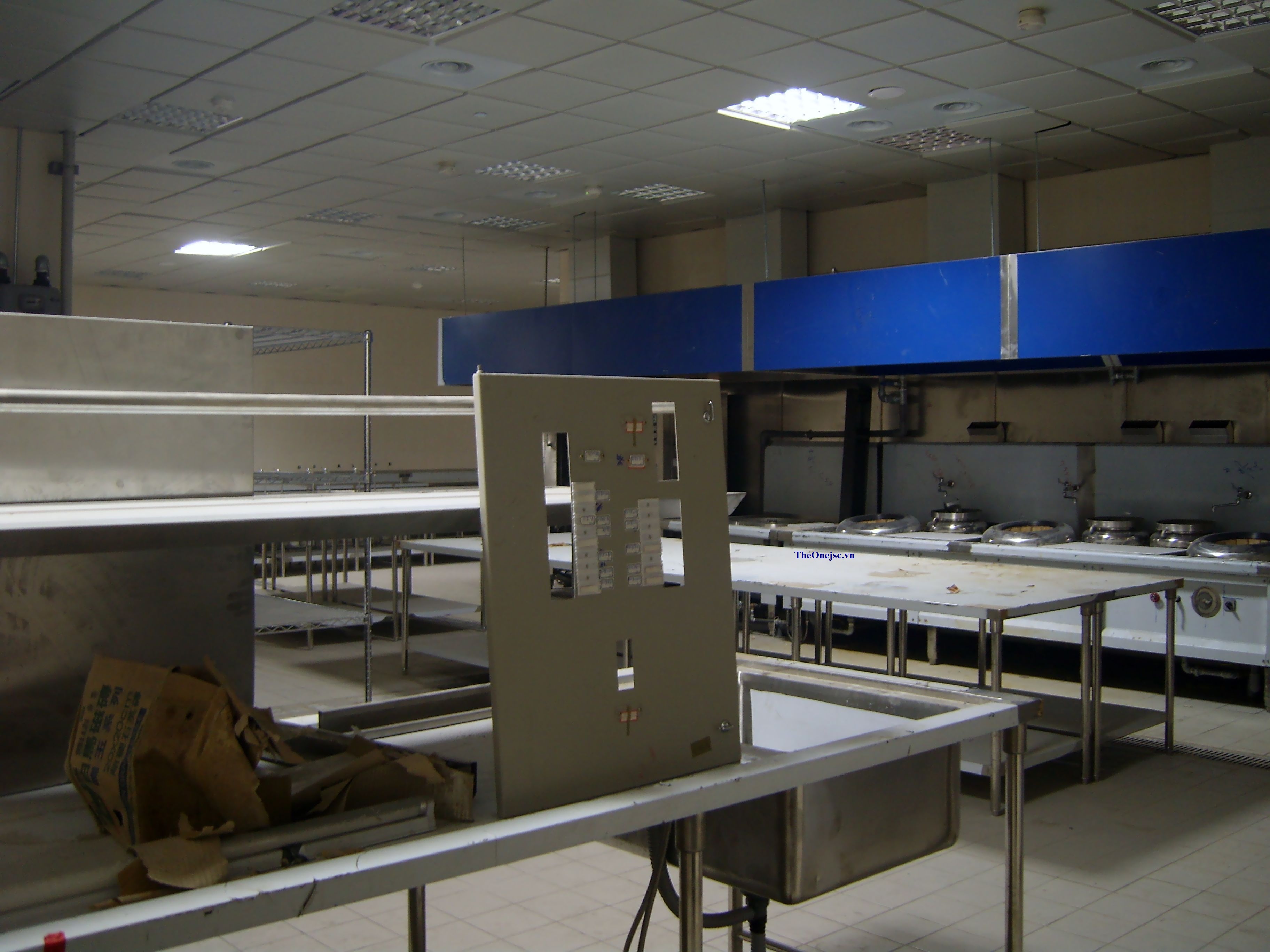 Cách bố trí thiết bị bếp inox đủ công năng tiết kiệm chi phí